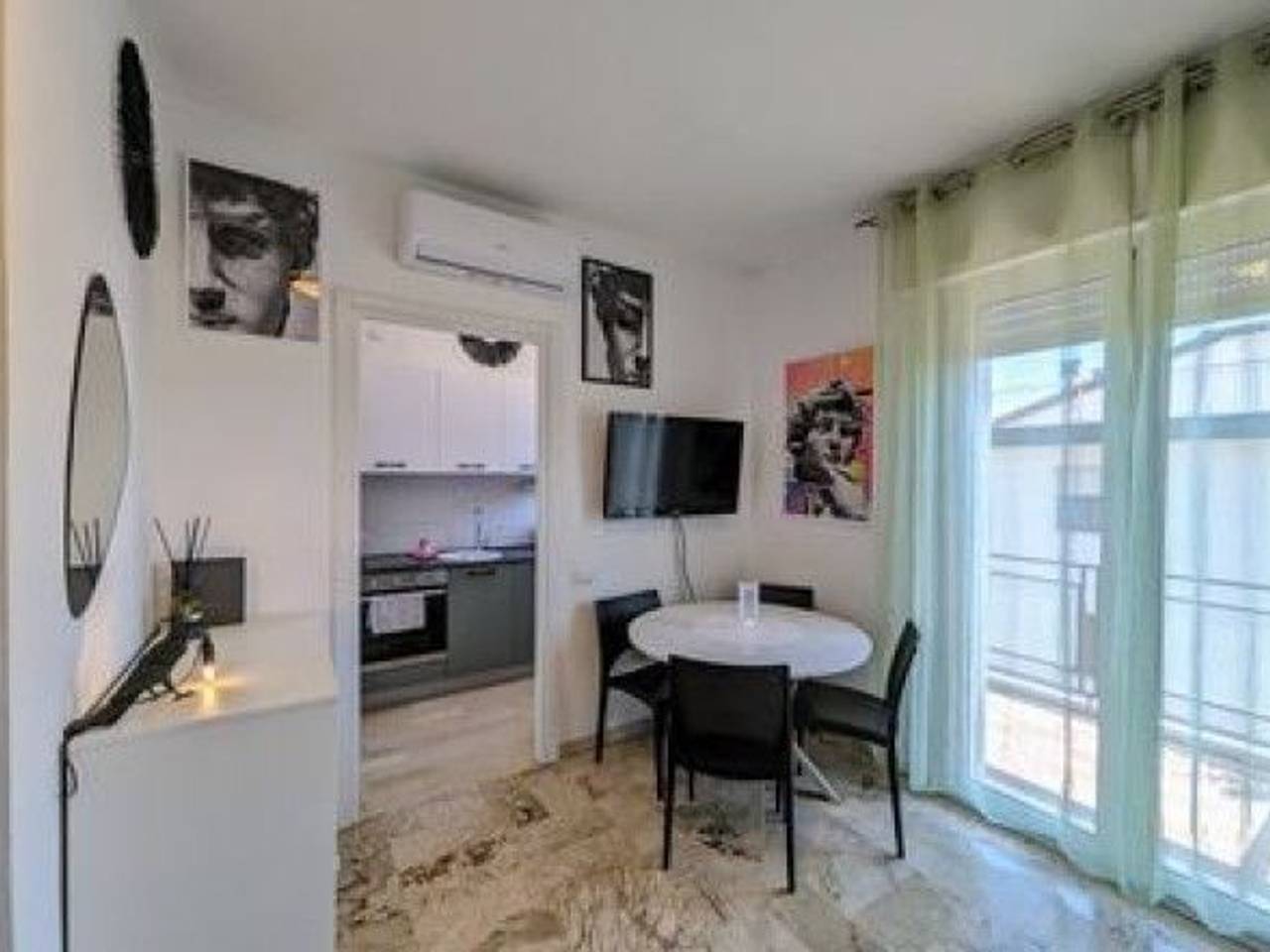 appartamento in vendita a Milano in zona Solari