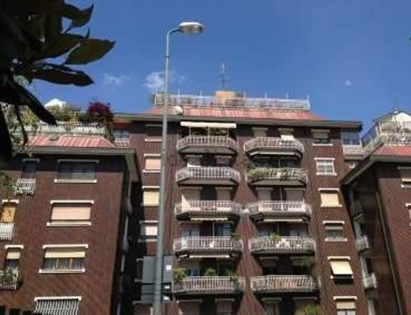 ufficio in vendita a Milano in zona Calvairate