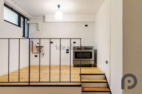appartamento in vendita a Milano in zona Cadorna