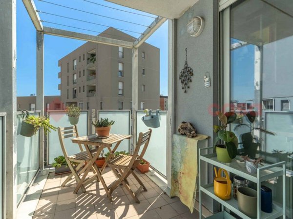 appartamento in vendita a Milano in zona Famagosta