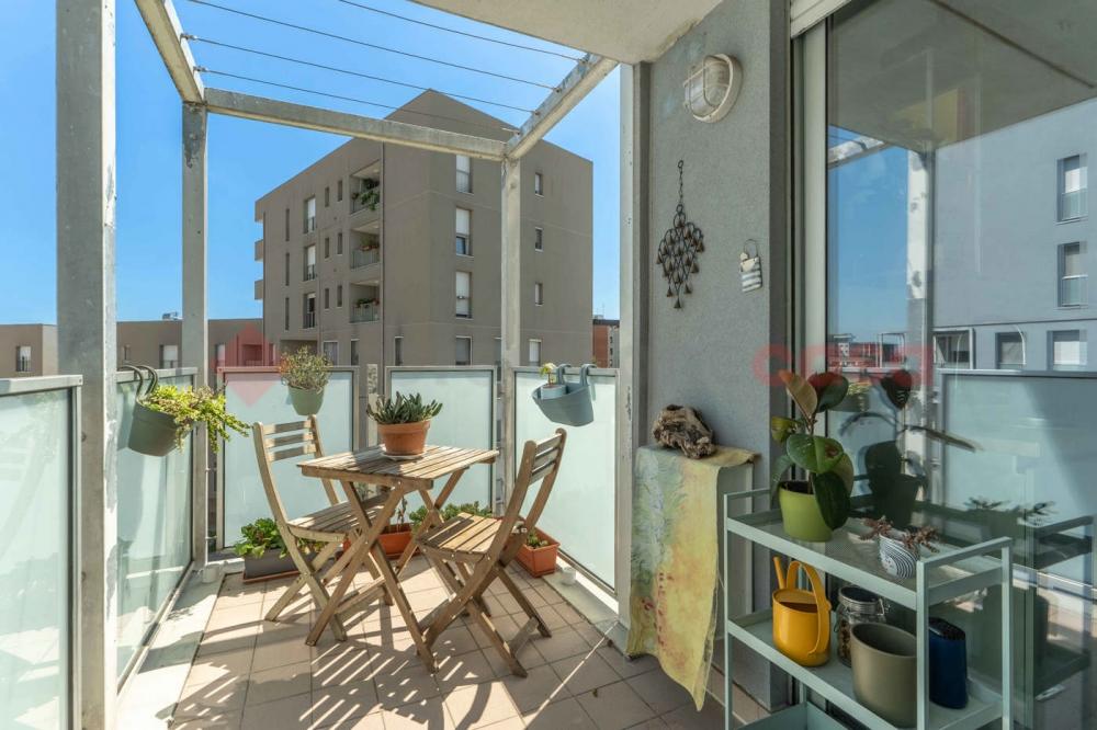 appartamento in vendita a Milano in zona Famagosta