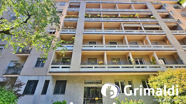 appartamento in vendita a Milano in zona Il Portello