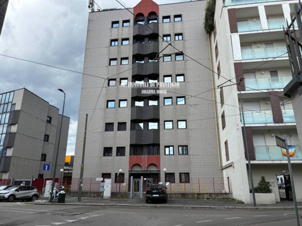 appartamento in vendita a Milano in zona Vigentino