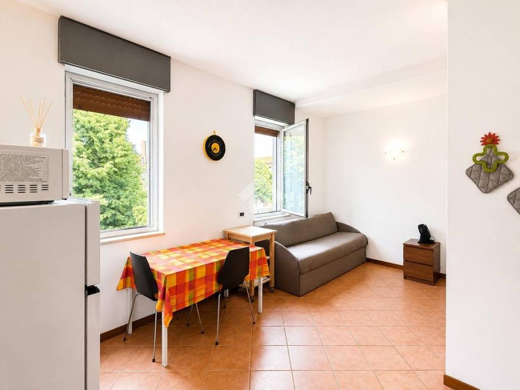 appartamento in vendita a Milano in zona Chiesa Rossa