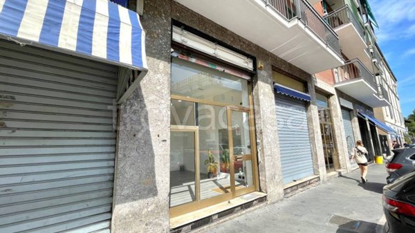 negozio in vendita a Milano in zona Bovisa