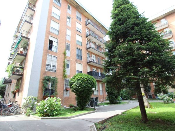 appartamento in vendita a Milano in zona Affori