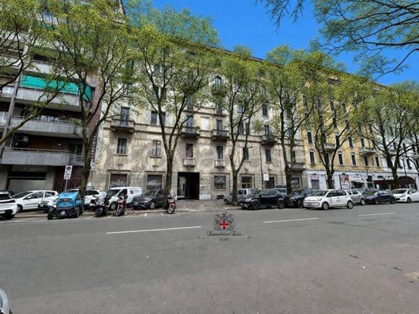 appartamento in vendita a Milano in zona Piazzale Lodi