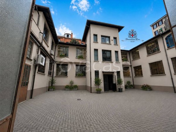 appartamento in vendita a Milano in zona Piazzale Lodi