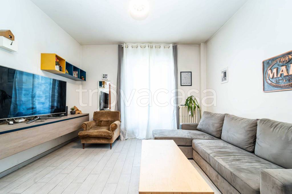 appartamento in vendita a Milano in zona Forlanini