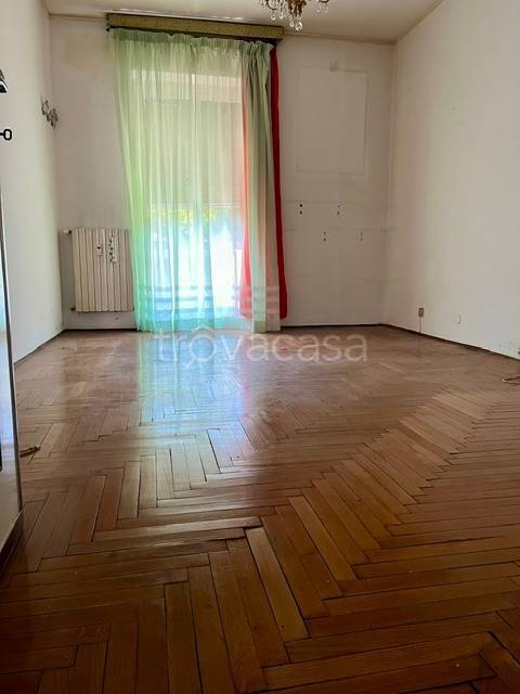 appartamento in vendita a Milano in zona Tibaldi