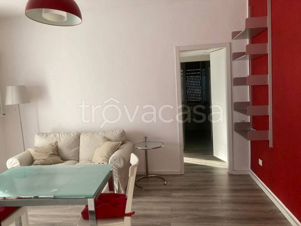 appartamento in vendita a Milano in zona Corvetto