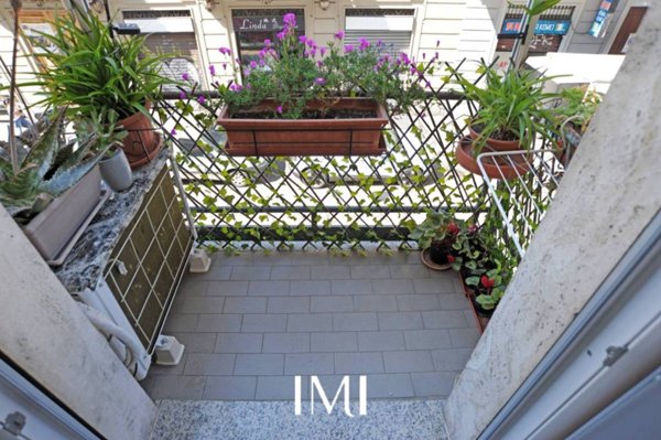 appartamento in vendita a Milano in zona Paolo Sarpi