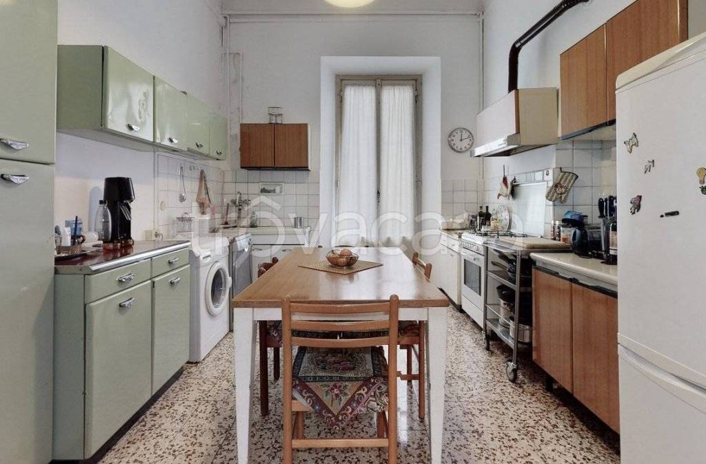 appartamento in vendita a Milano in zona Parco Solari