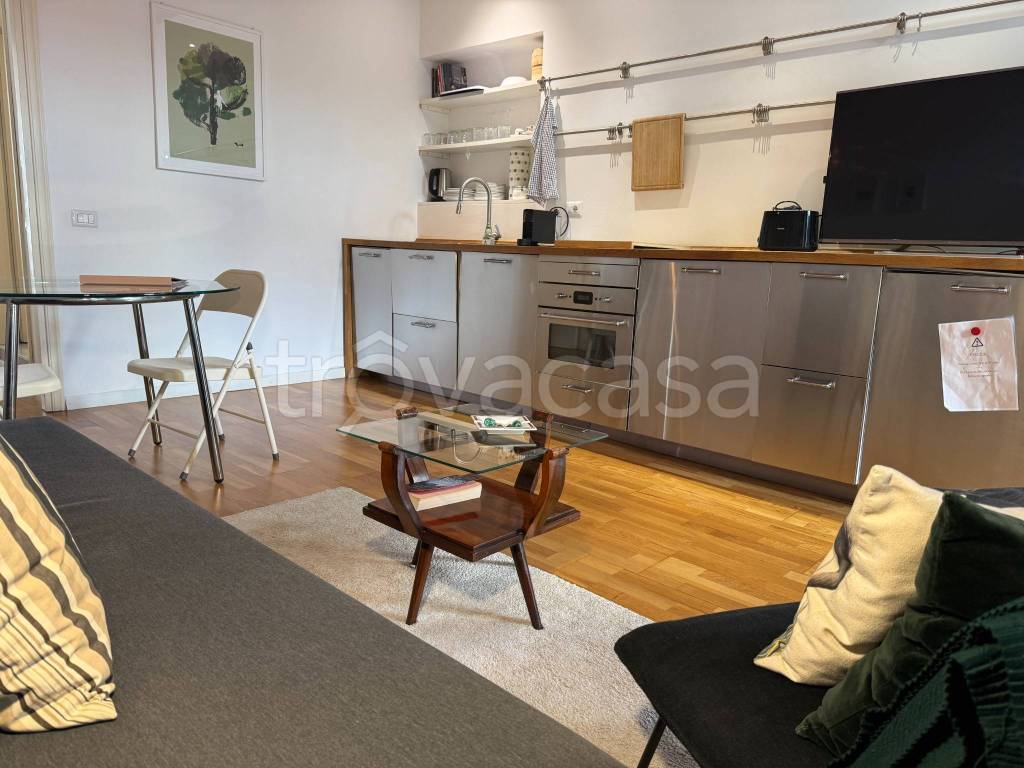 appartamento in vendita a Milano in zona Porta Venezia