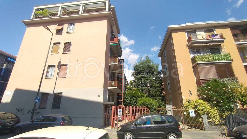 appartamento in vendita a Milano in zona Gorla