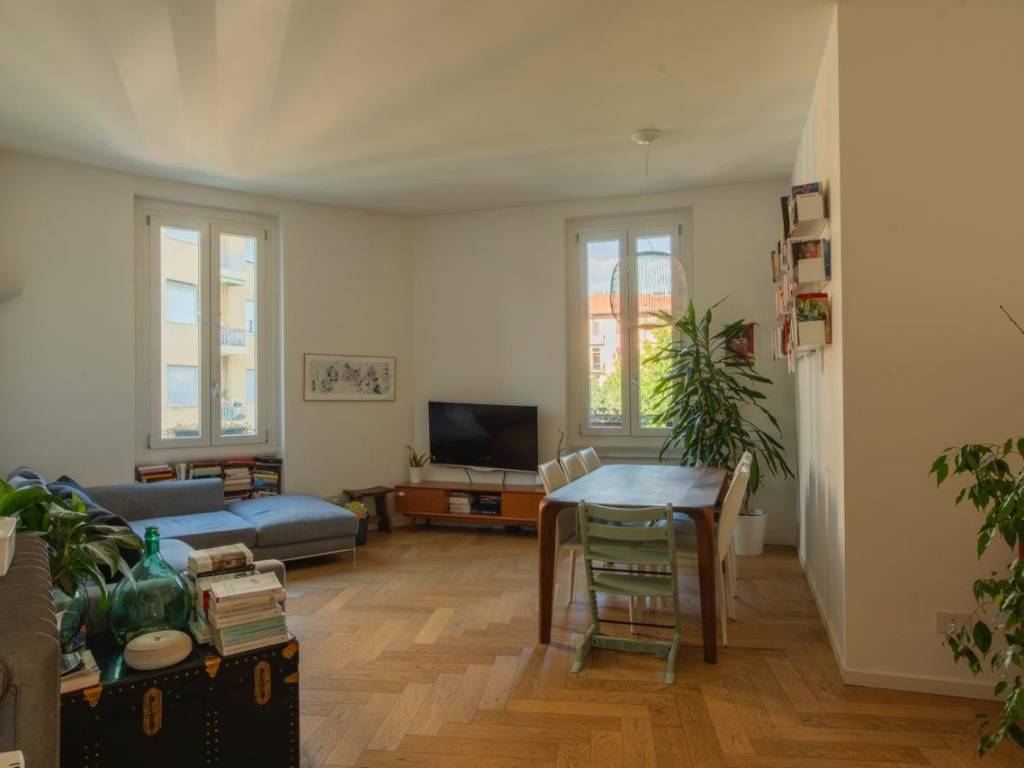 appartamento in vendita a Milano in zona Città Studi