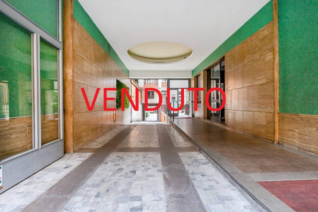 appartamento in vendita a Milano in zona Loreto