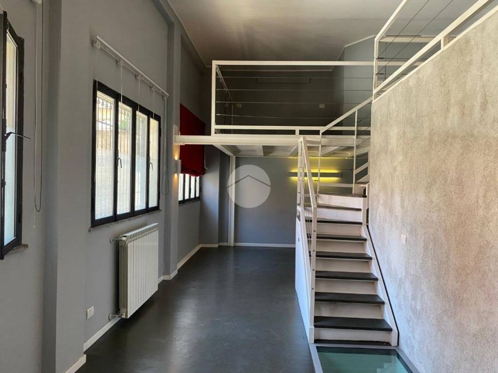 appartamento in vendita a Milano in zona Morivione