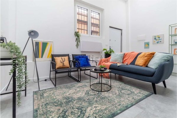 appartamento in vendita a Milano in zona Isola