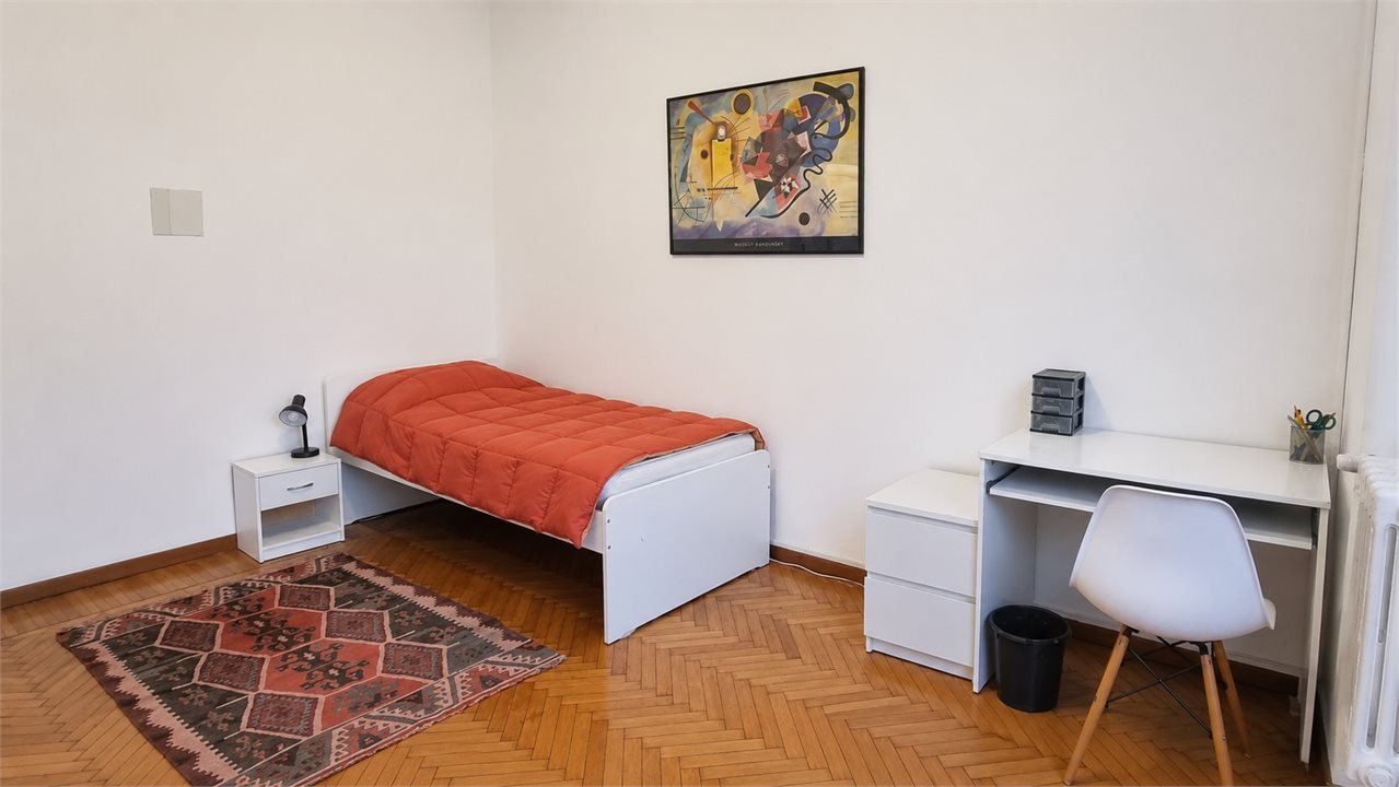 appartamento in vendita a Milano in zona Lorenteggio