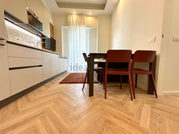 appartamento in vendita a Milano in zona Corsica