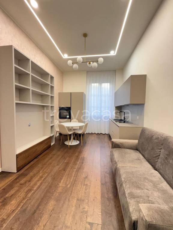 appartamento in vendita a Milano in zona Loreto
