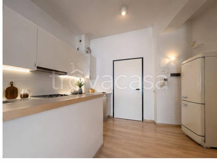 appartamento in vendita a Milano in zona Vigentino