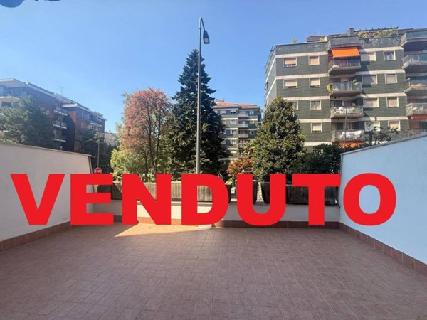 appartamento in vendita a Milano in zona San Siro