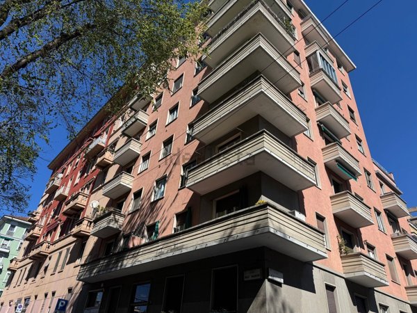 appartamento in vendita a Milano in zona Ghisolfa