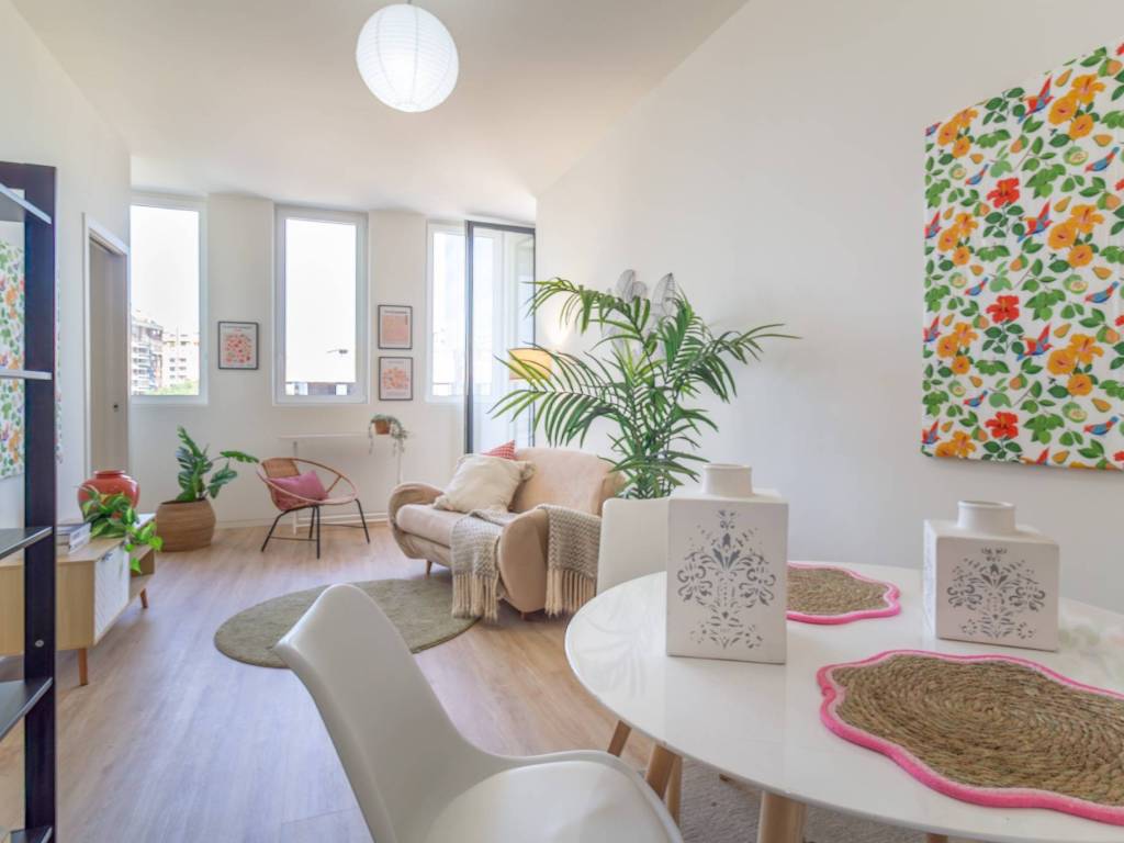 appartamento in vendita a Milano in zona Vigentino