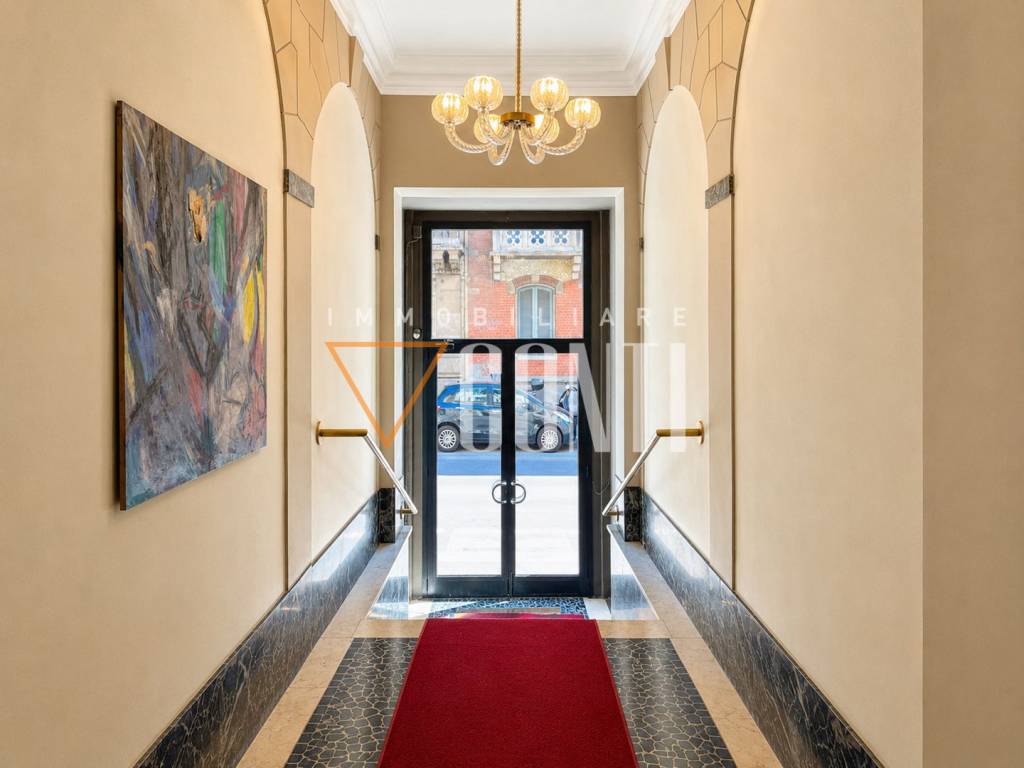 appartamento in vendita a Milano in zona Sempione