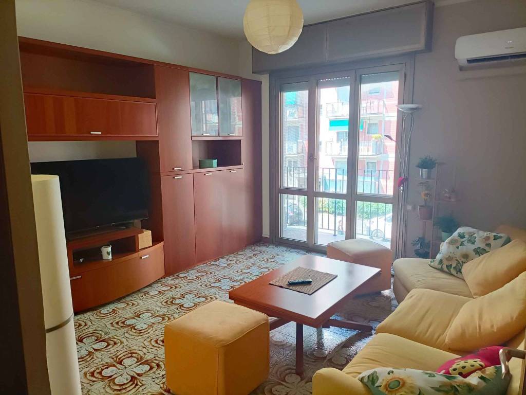 appartamento in vendita a Milano in zona Baggio