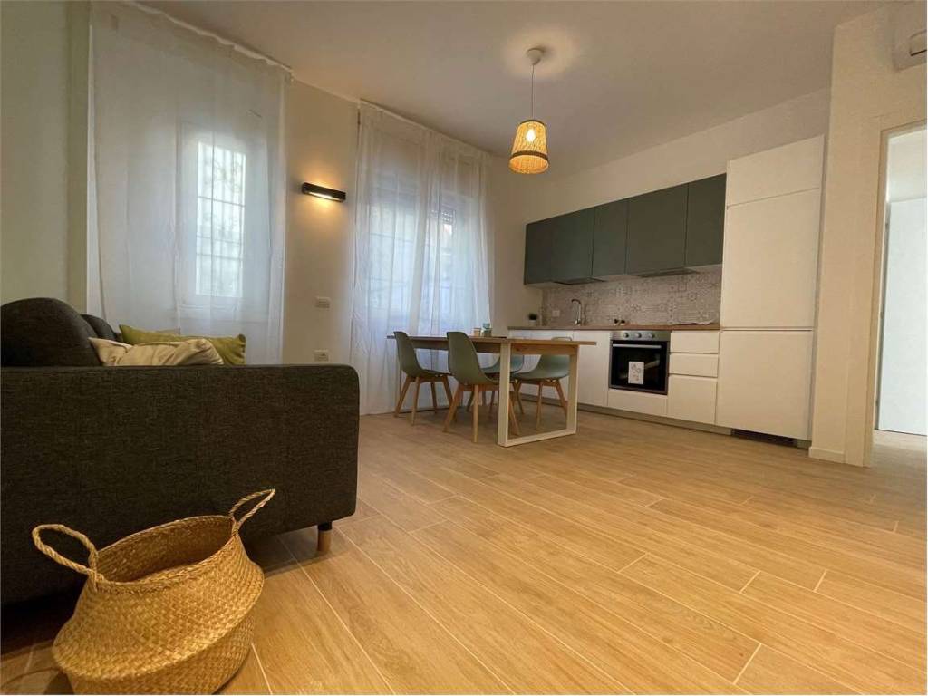 appartamento in vendita a Milano in zona Centro Direzionale