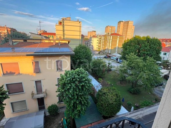 appartamento in vendita a Milano in zona Niguarda