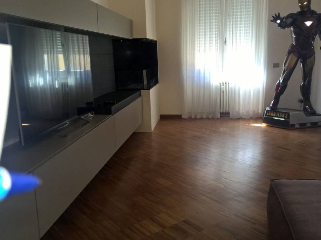 appartamento in vendita a Milano in zona Porta Venezia