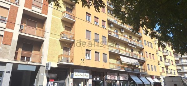 appartamento in vendita a Milano in zona Vigentino