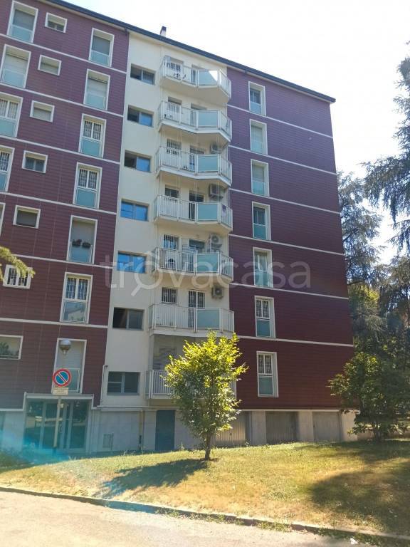 appartamento in vendita a Milano in zona Forlanini
