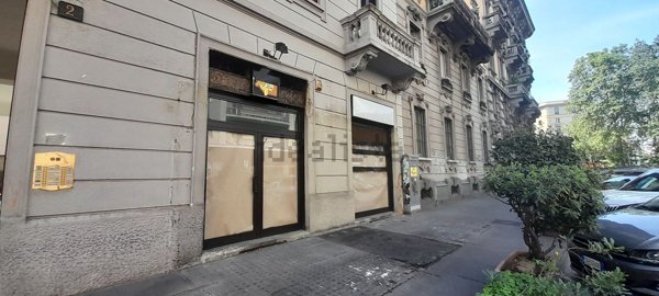 negozio in vendita a Milano in zona Città Studi