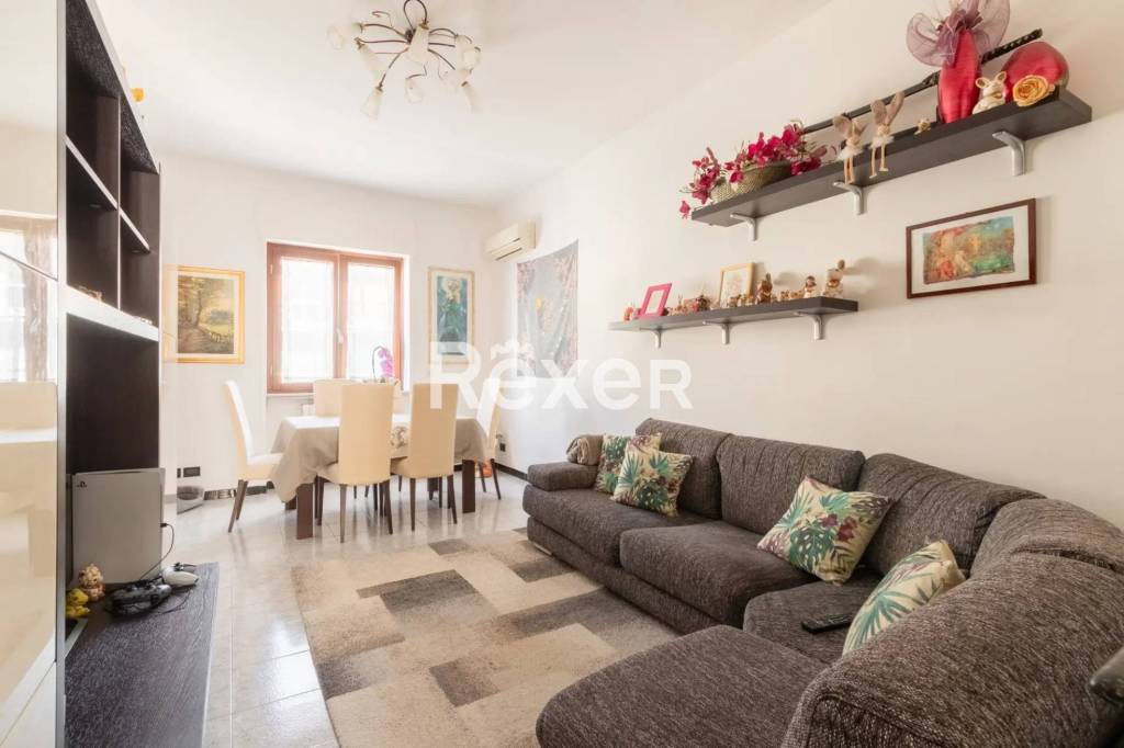 appartamento in vendita a Milano in zona Lorenteggio