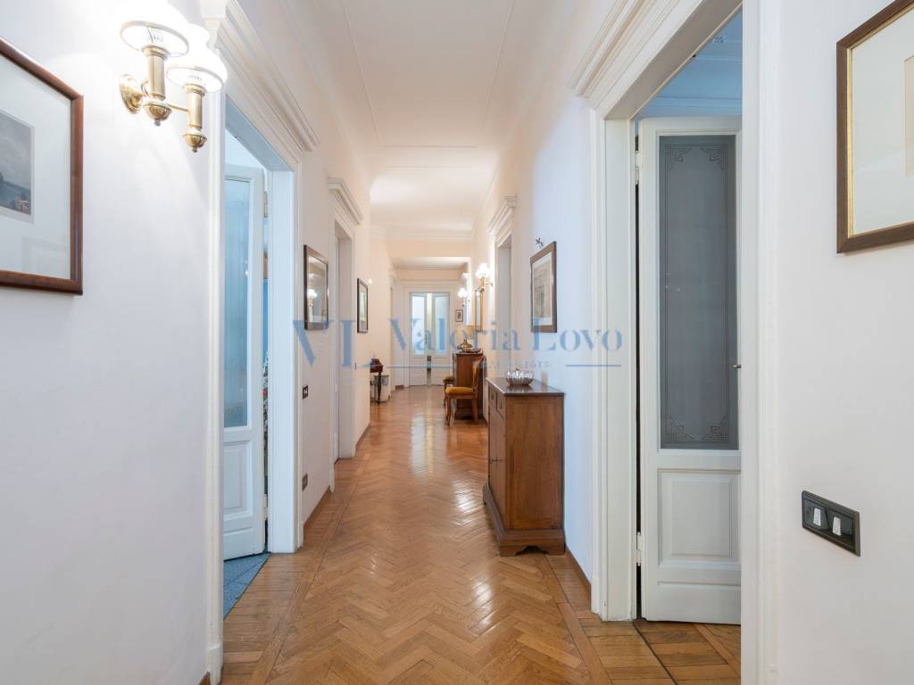 appartamento in vendita a Milano in zona Brera