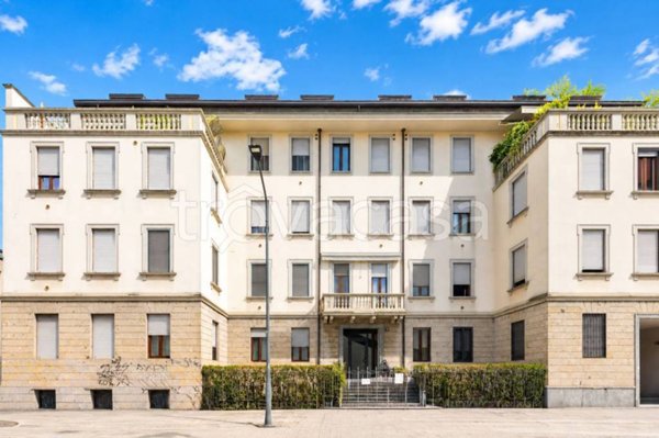appartamento in vendita a Milano in zona Corvetto