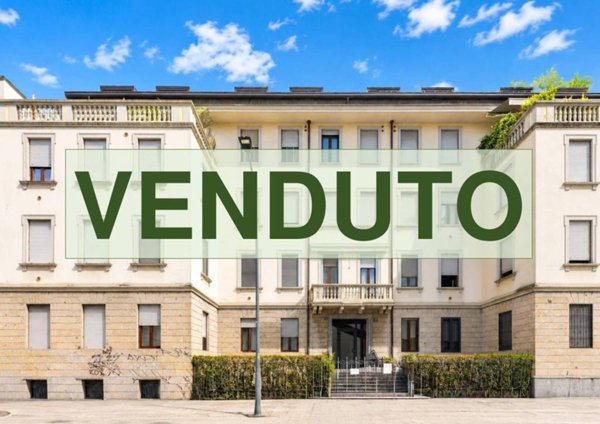 appartamento in vendita a Milano in zona Corvetto