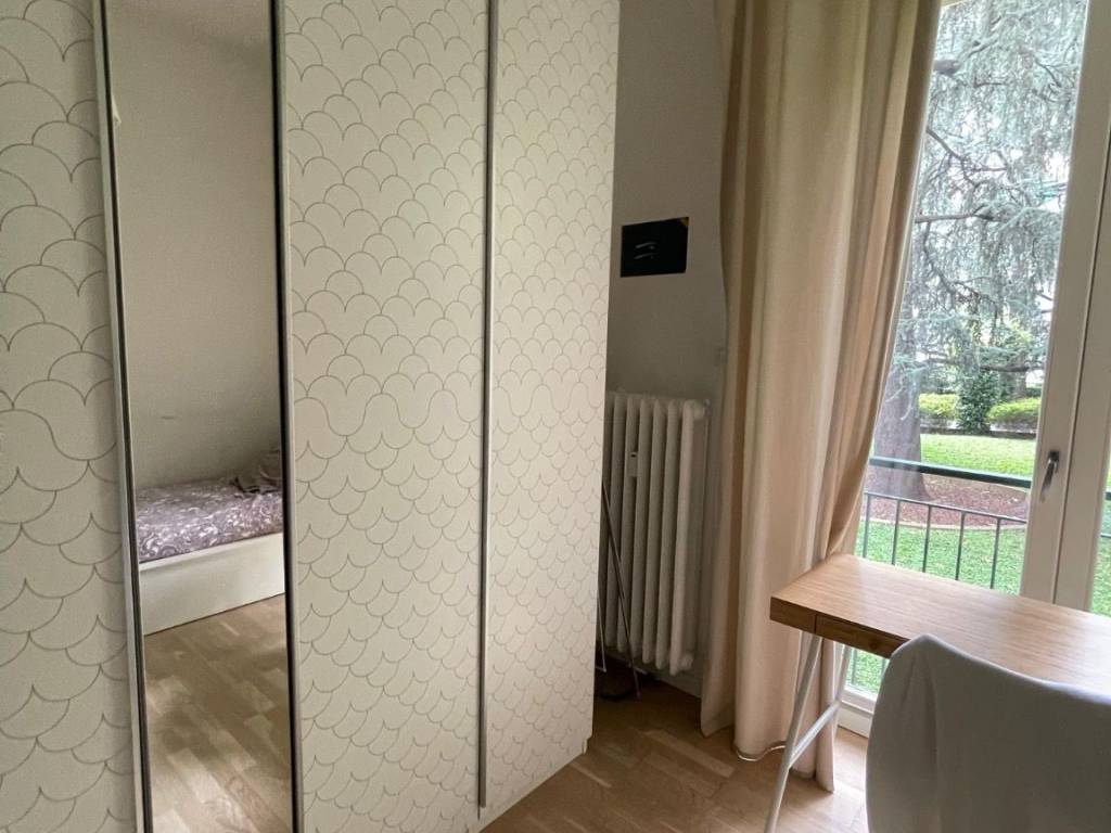 appartamento in vendita a Milano in zona Porta Vittoria