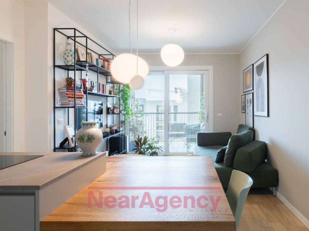 appartamento in vendita a Milano in zona Molino Dorino