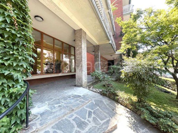 appartamento in vendita a Milano in zona Ghisolfa