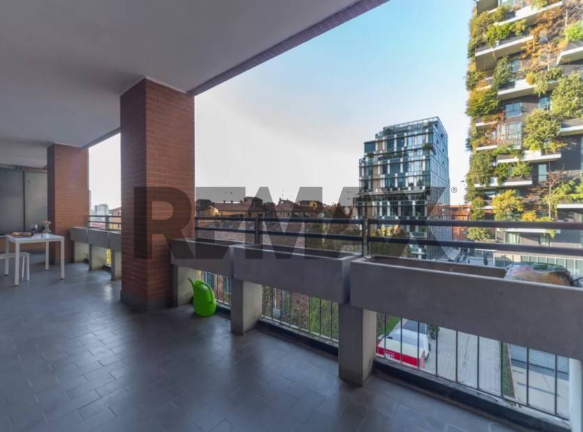 appartamento in vendita a Milano in zona Isola