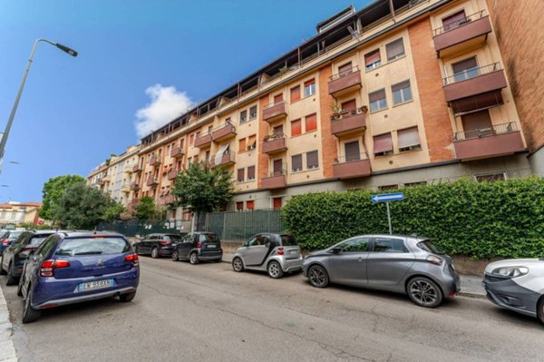 appartamento in vendita a Milano in zona Vigentino