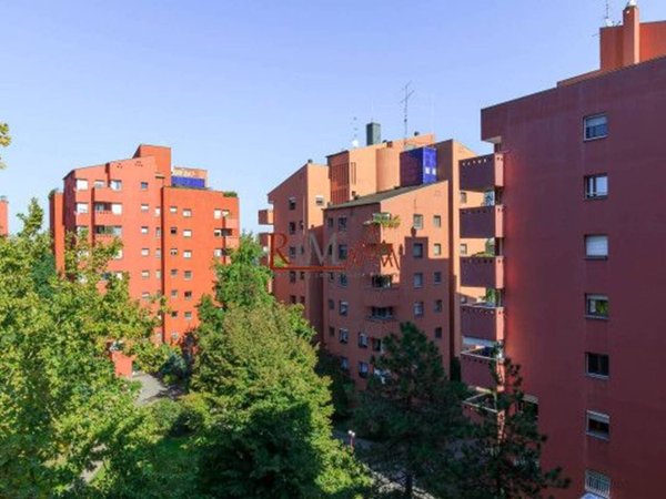 appartamento in vendita a Milano in zona Forze Armate