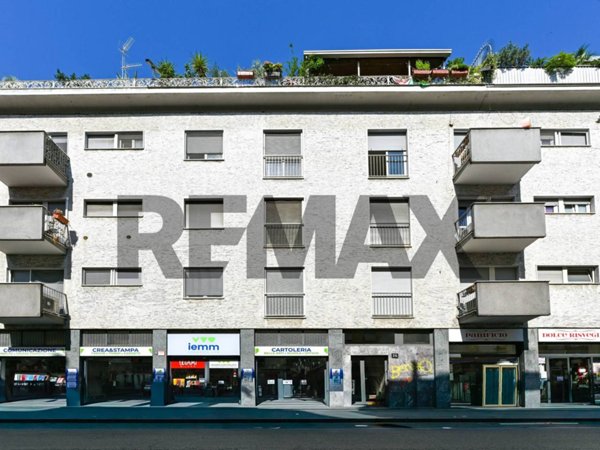 appartamento in vendita a Milano in zona Restocco Maroni