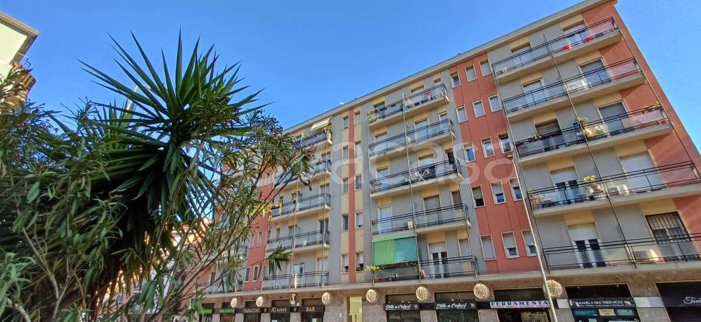 appartamento in vendita a Milano in zona Corvetto